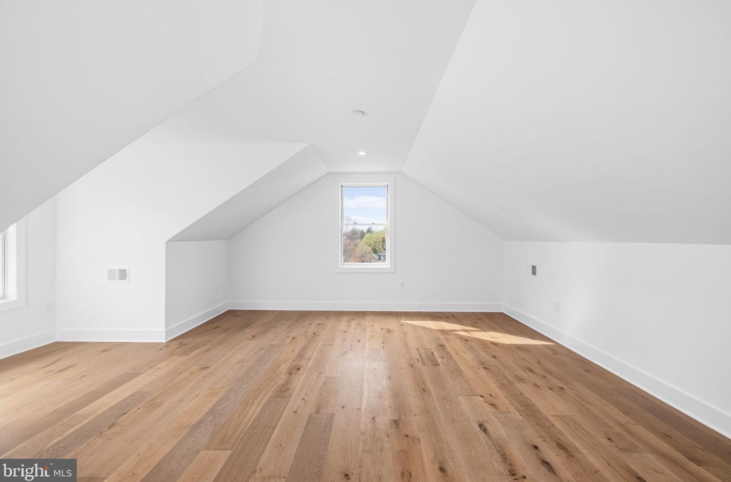 6000 16th St, Arlington VA  22205-2208 exterior