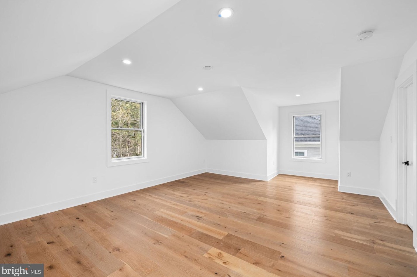 6000 16th St, Arlington VA  22205-2208 exterior