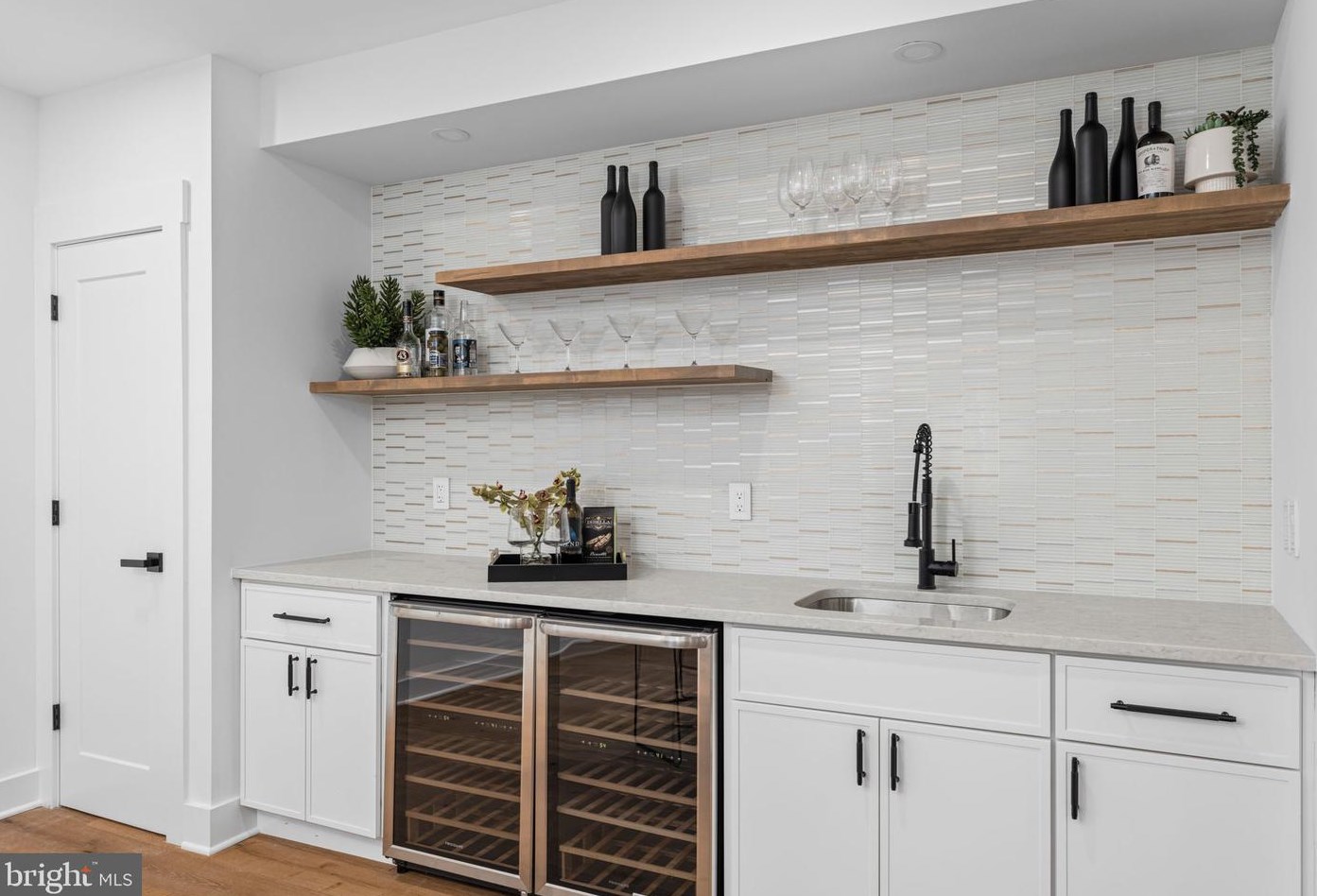 6000 16th St, Arlington VA  22205-2208 exterior