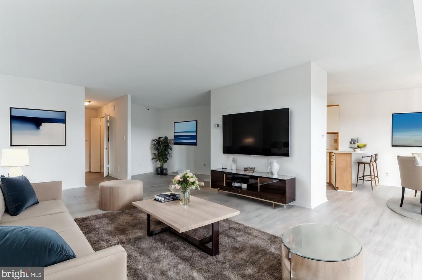 1600 Oak St, Arlington VA  22209-2751 exterior