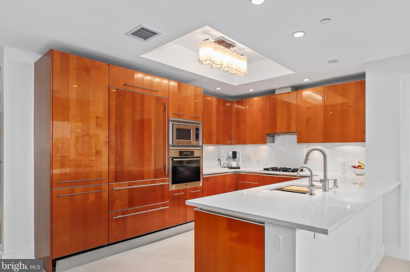 1881 Nash St, Arlington VA 22209-1511 exterior