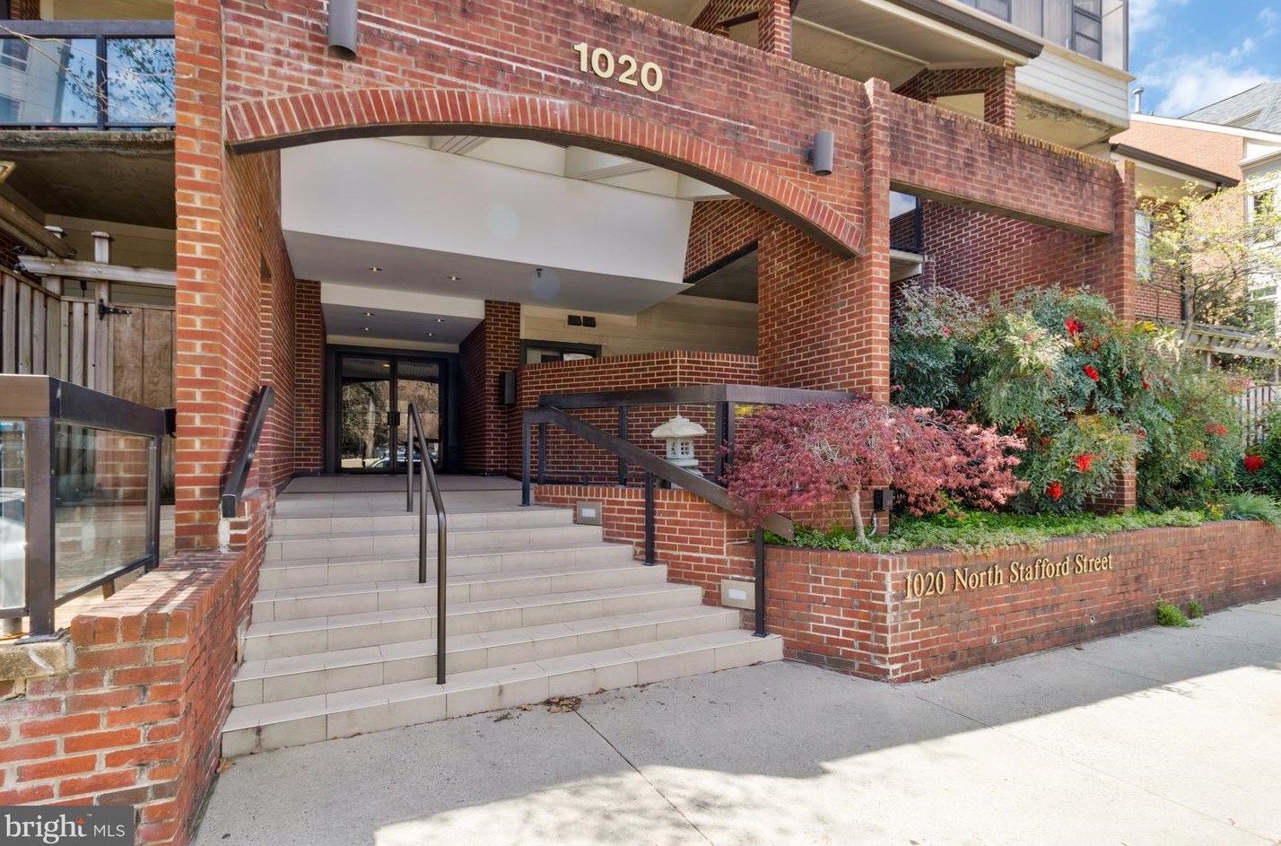 1020 Stafford St, Arlington VA  22201-4666 exterior