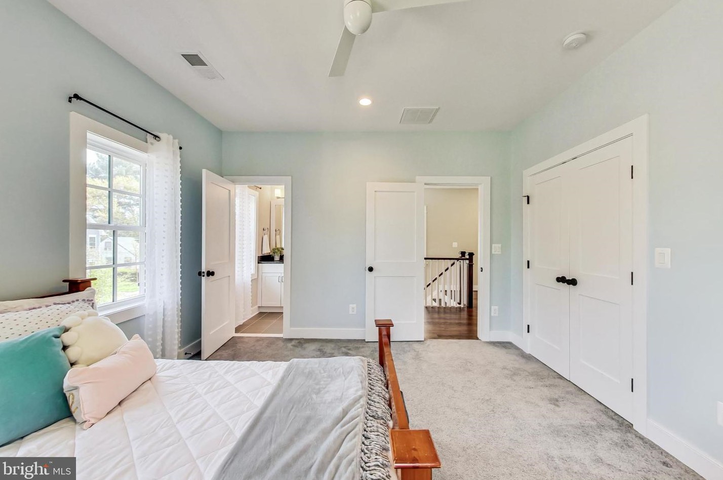 2016 Madison St, Arlington VA  22205-3314 exterior