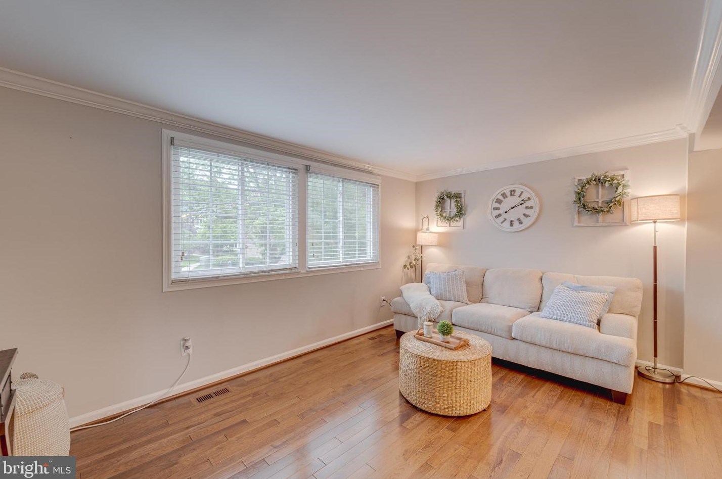 2810 Meade St, Arlington VA  22206-3147 exterior