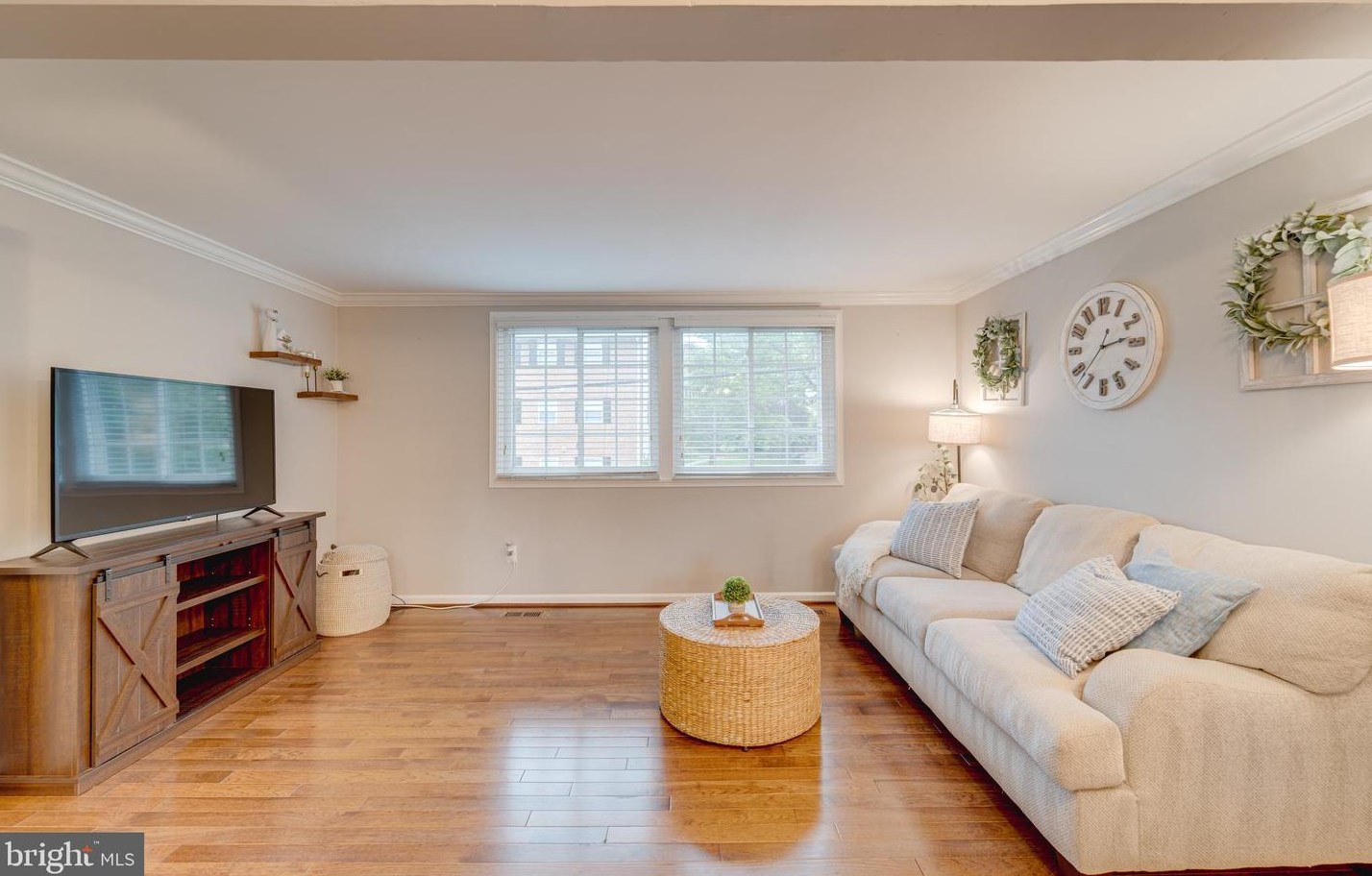2810 Meade St, Arlington VA  22206-3147 exterior