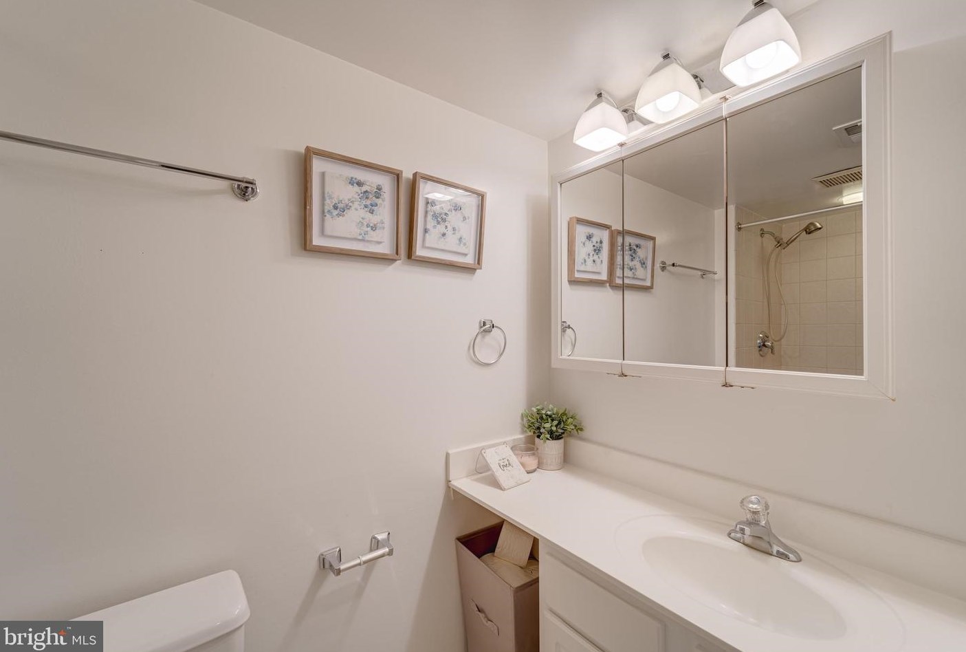 2810 Meade St, Arlington VA  22206-3147 exterior