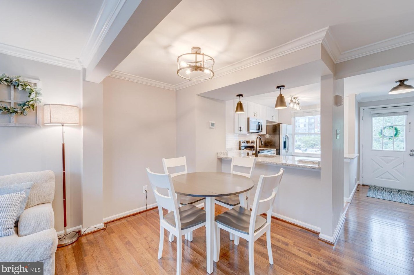 2810 Meade St, Arlington VA  22206-3147 exterior