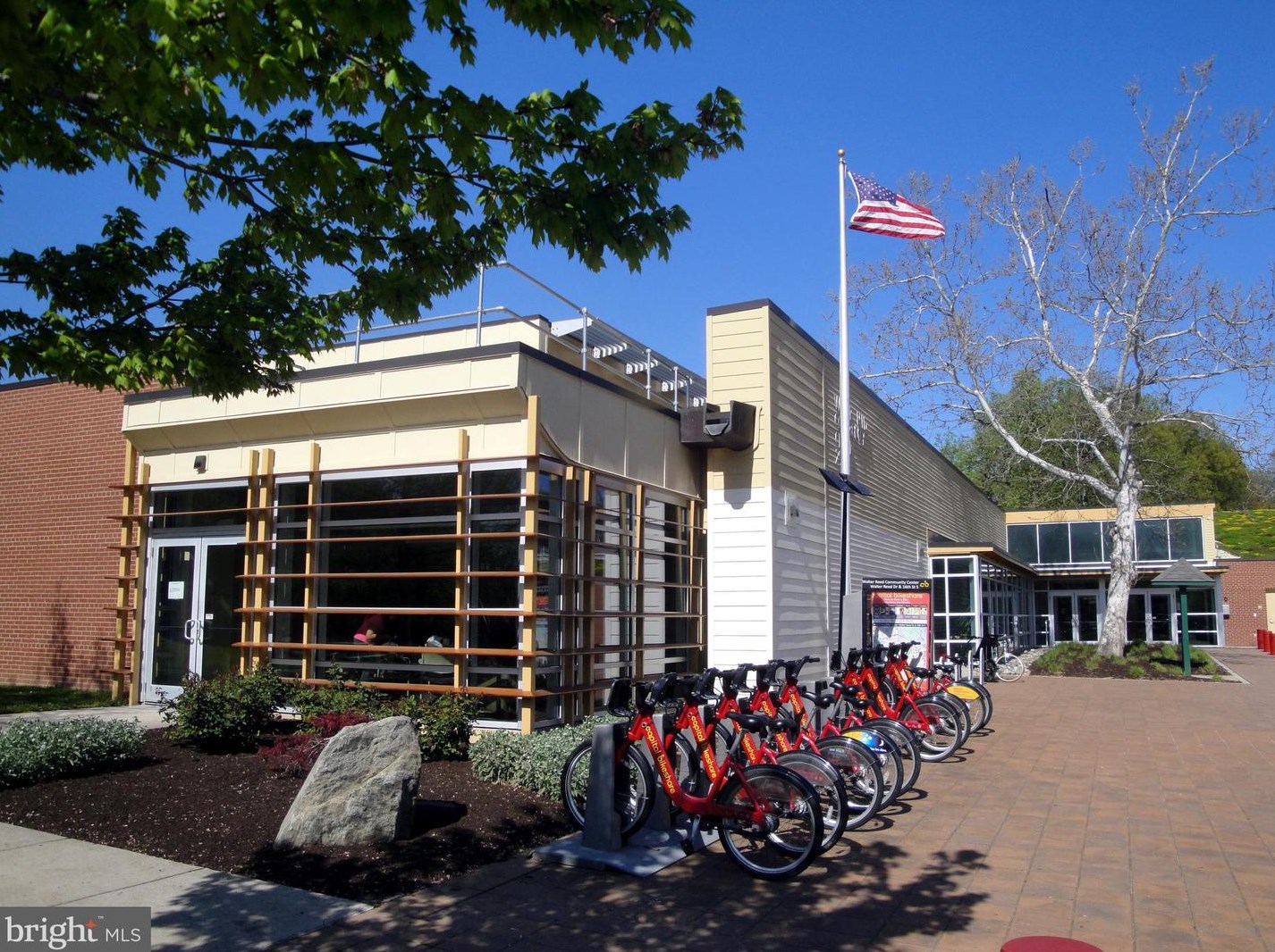 2600 13th Rd, Arlington VA  22204-4984 exterior