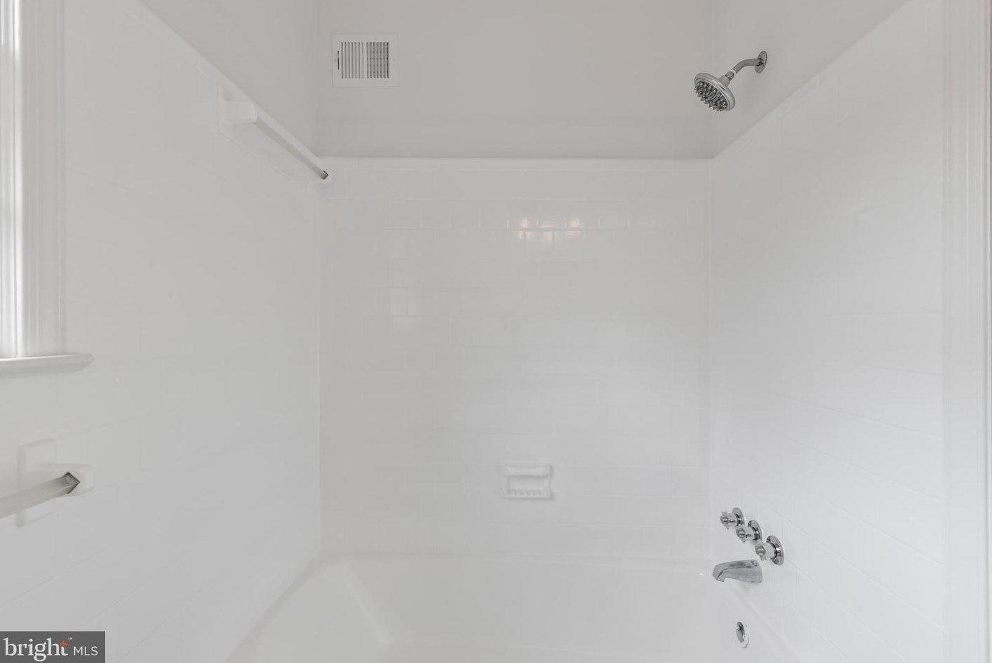 511 Manchester St, Arlington VA 22203-1114 exterior