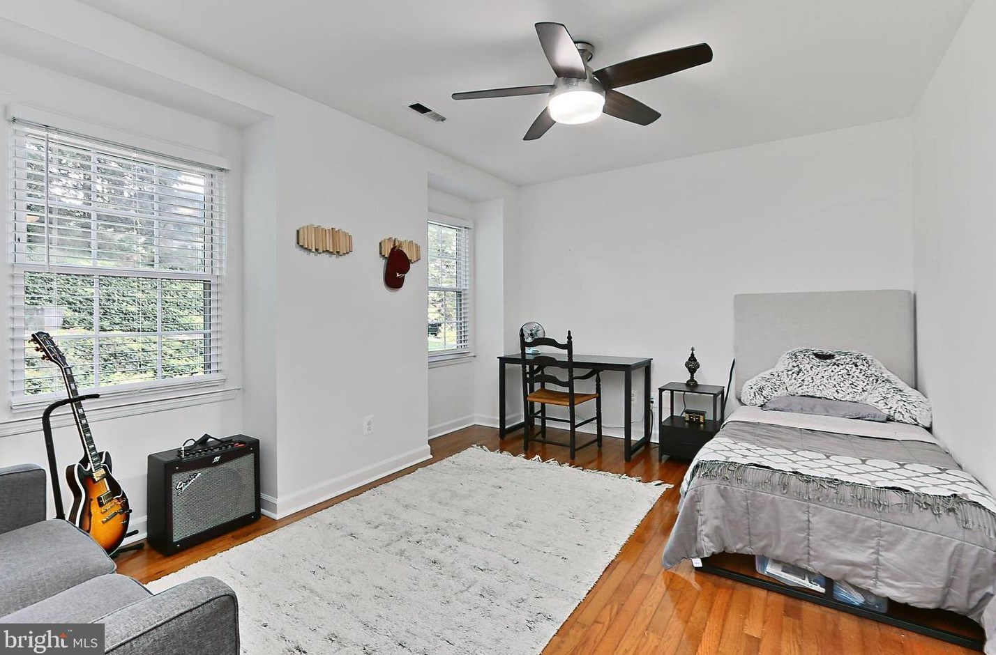 812 George Mason Dr, Arlington VA  22205-1216 exterior