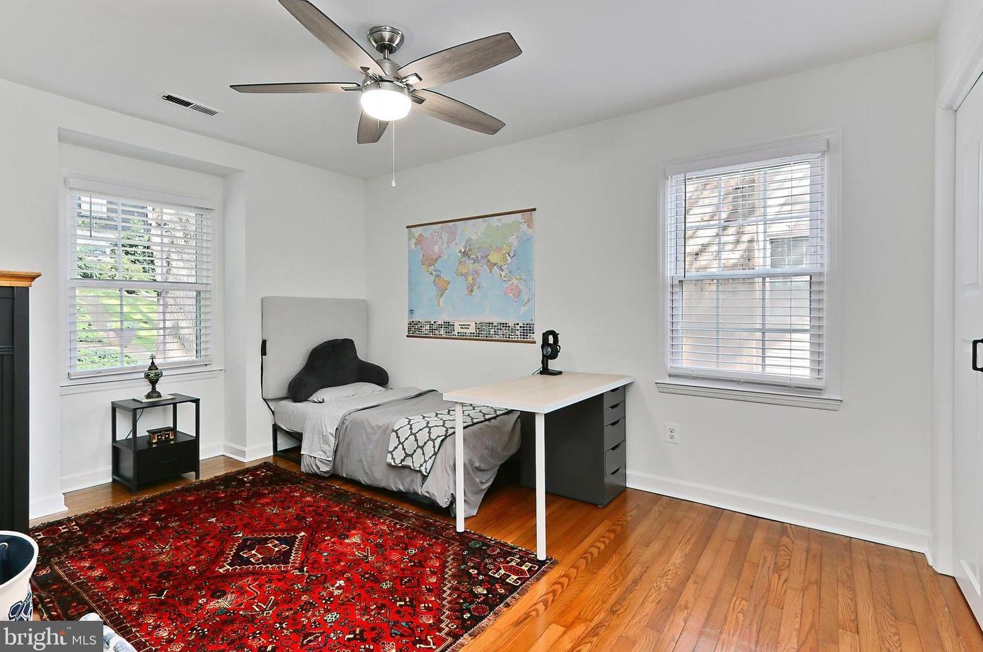 812 George Mason Dr, Arlington VA  22205-1216 exterior