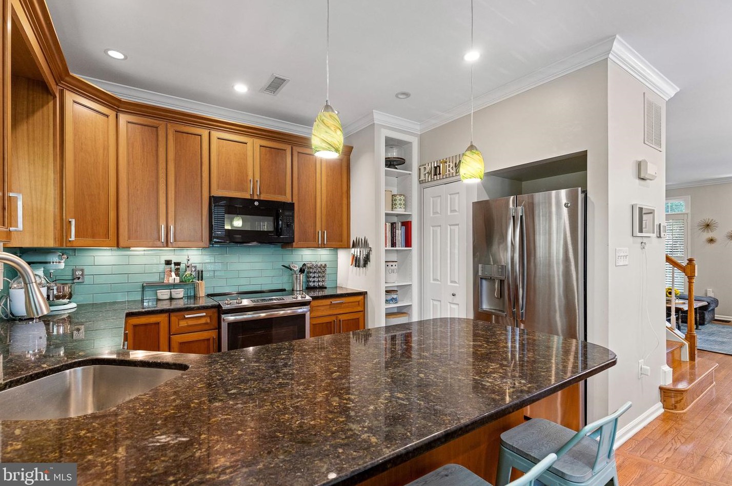 1932 Daniel St, Arlington VA  22201-4110 exterior