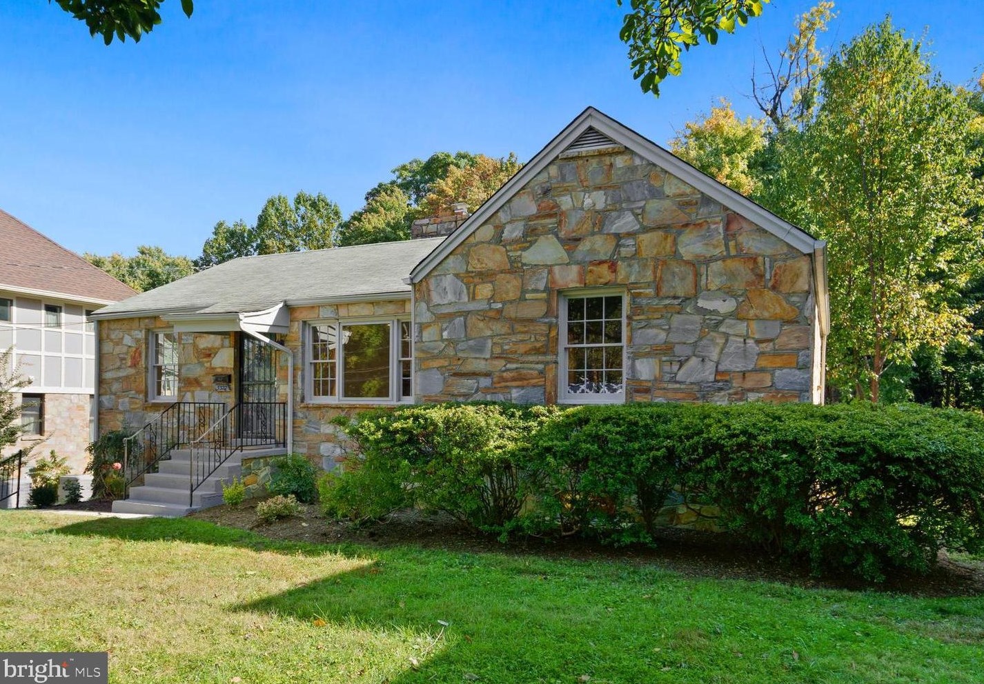 5322 26th St, Arlington VA  22207-1774 exterior