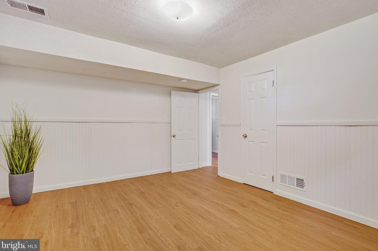 5322 26th St, Arlington VA  22207-1774 exterior