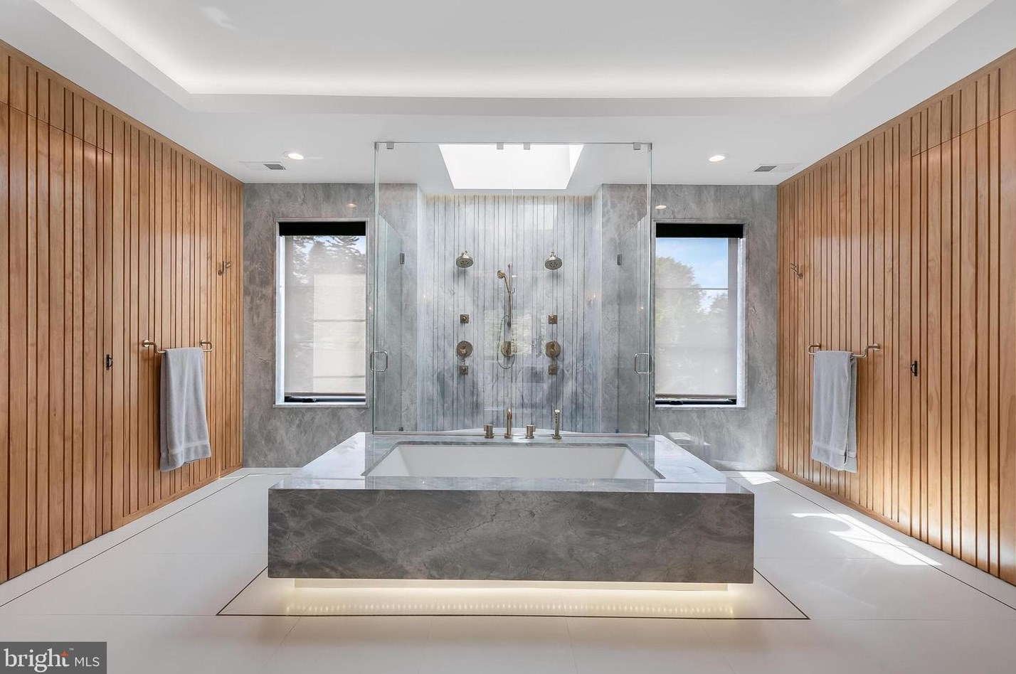 4605 26th St, Arlington VA 22206-2927 exterior