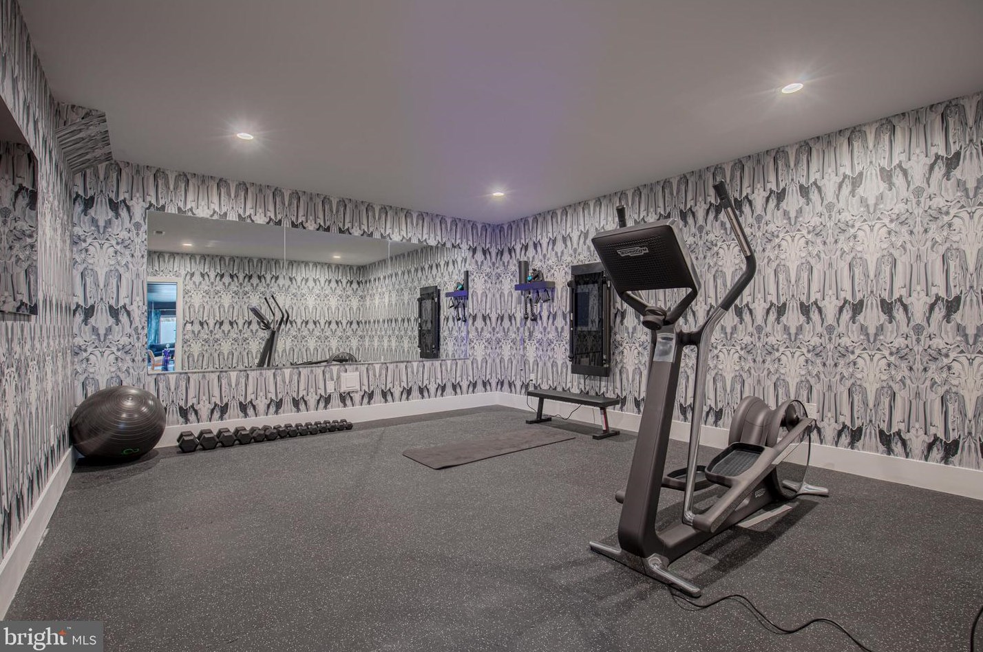 4605 26th St, Arlington VA 22206-2927 exterior