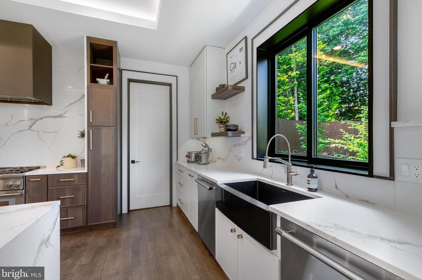 4605 26th St, Arlington VA 22206-2927 exterior