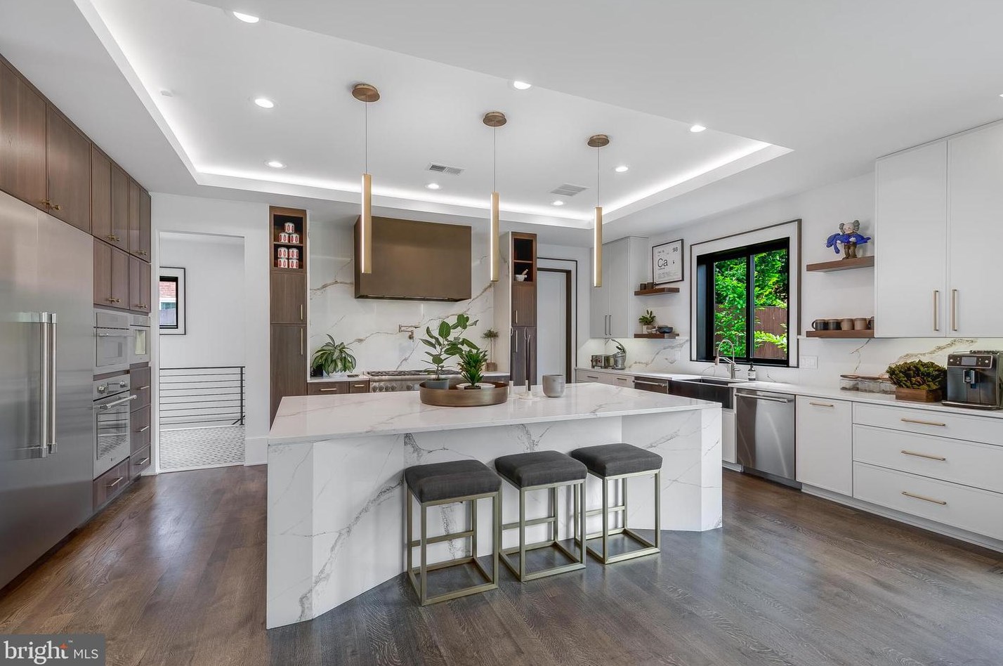 4605 26th St, Arlington VA 22206-2927 exterior