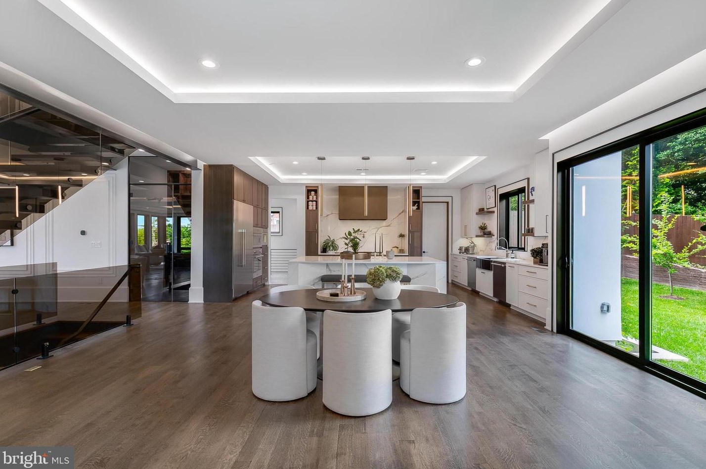 4605 26th St, Arlington VA 22206-2927 exterior