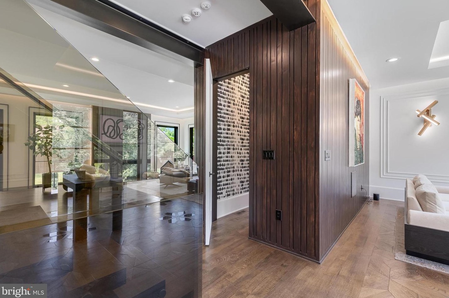 4605 26th St, Arlington VA 22206-2927 exterior