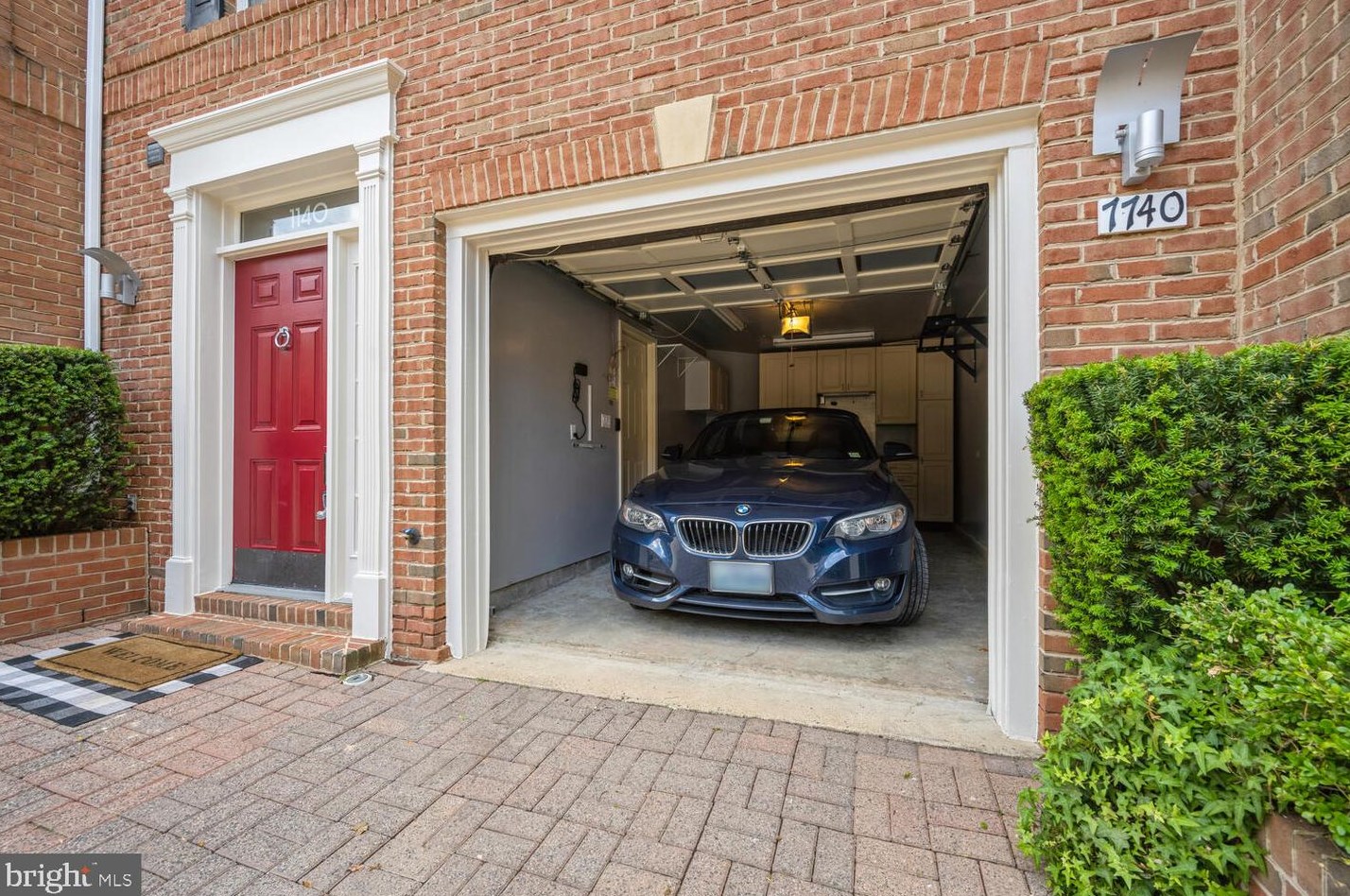 1140 Vernon St, Arlington VA  22201-5756 exterior