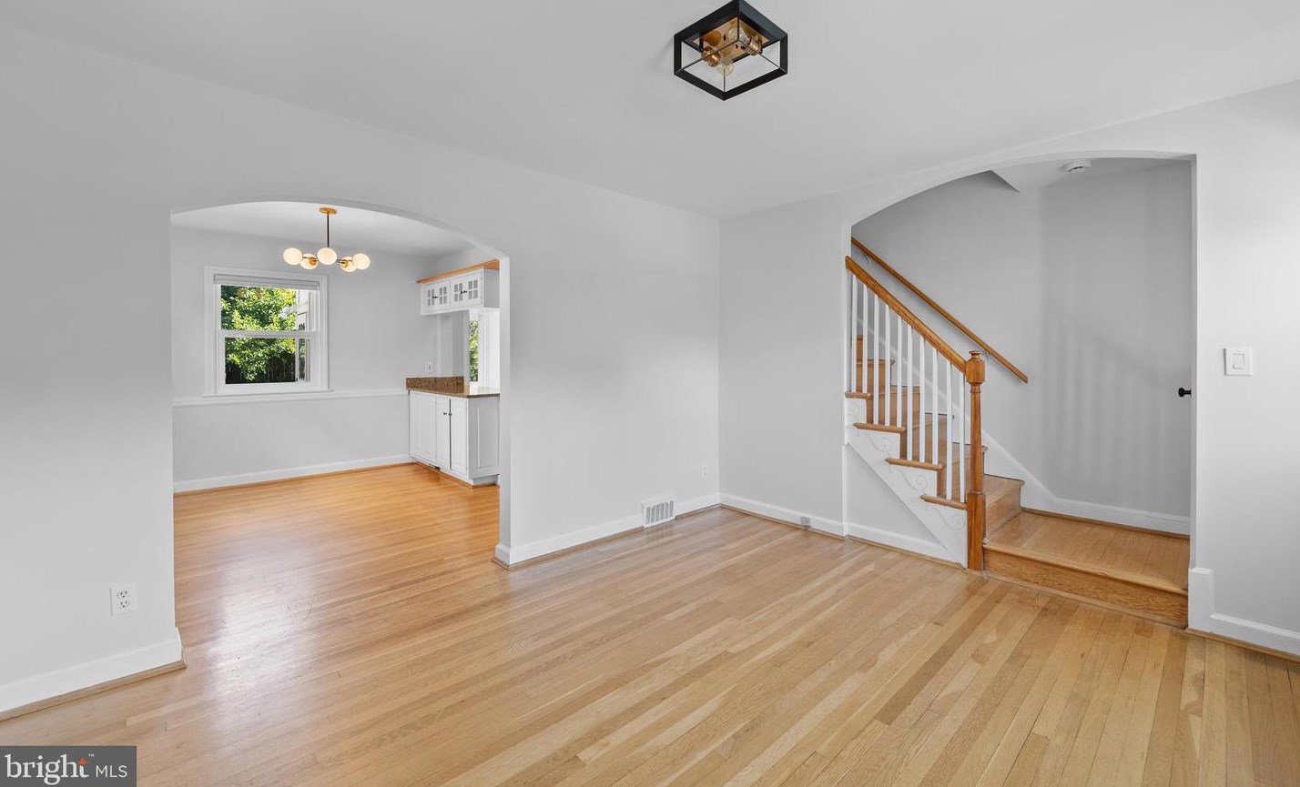 3724 3rd St, Arlington VA  22204-1637 exterior