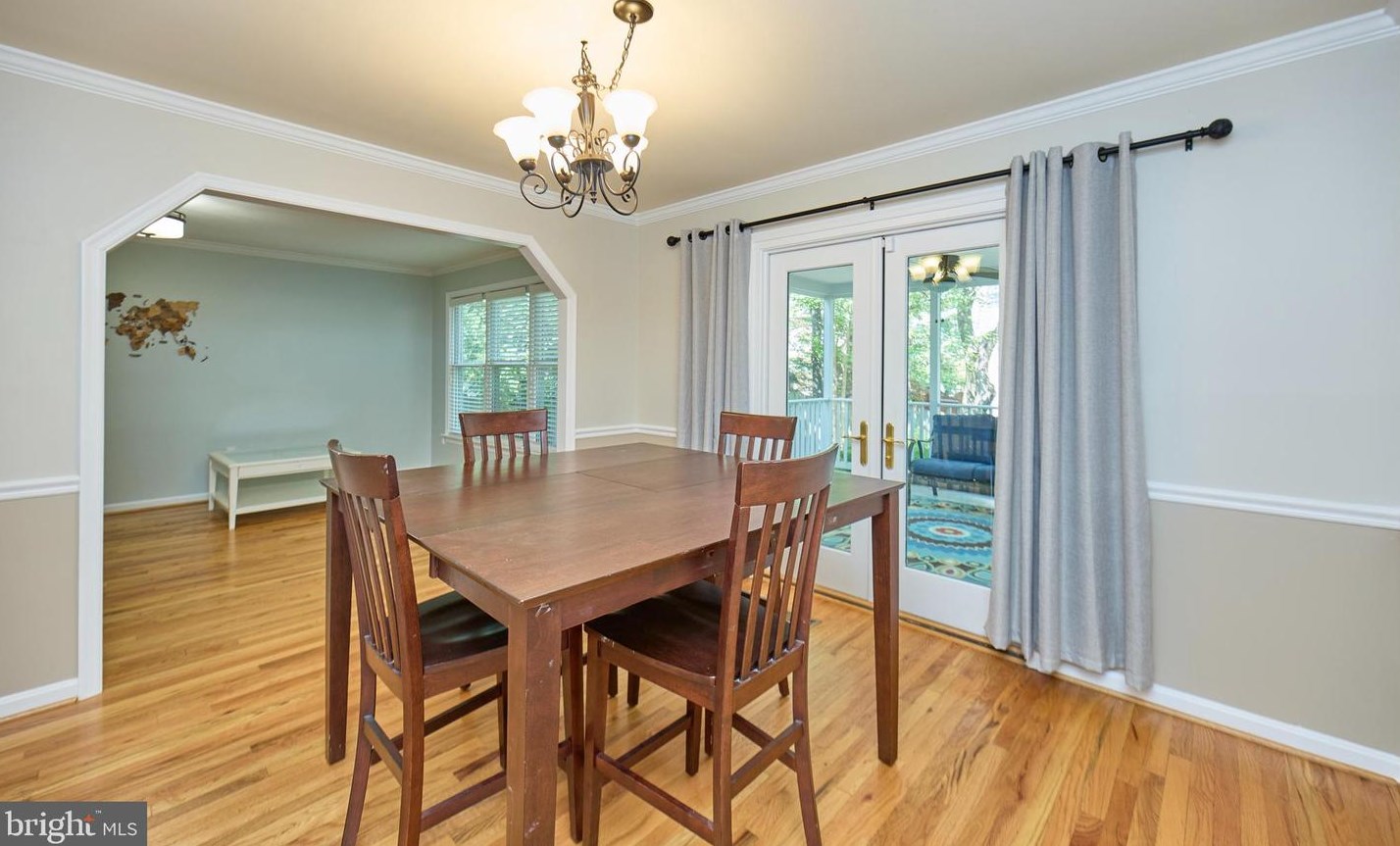 31 Highland St, Arlington VA  22201-1025 exterior