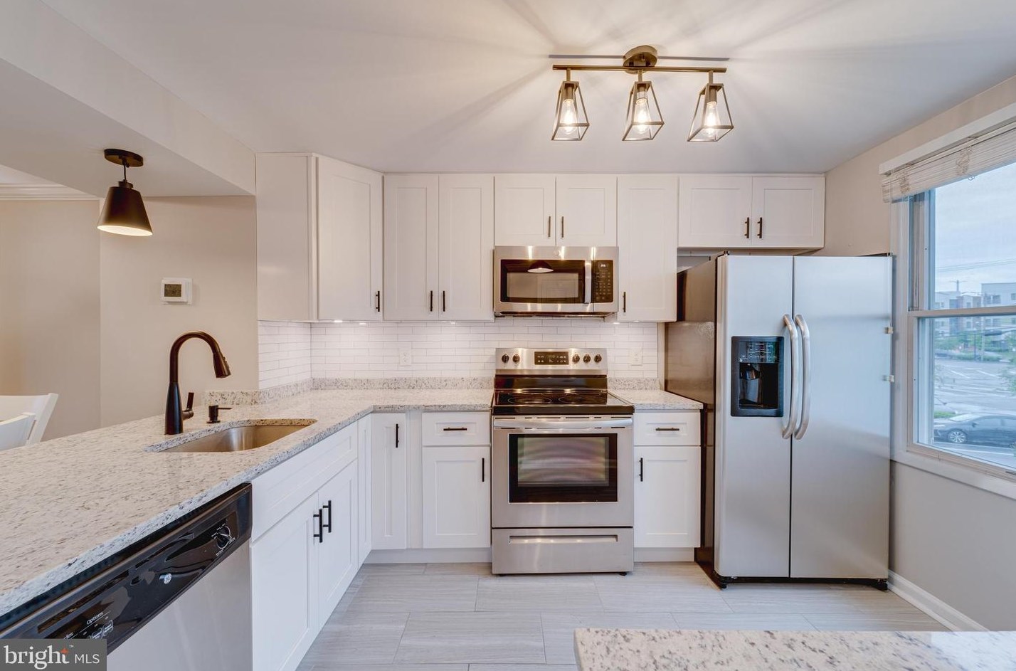 2810 Meade St, Arlington VA  22206-3147 exterior