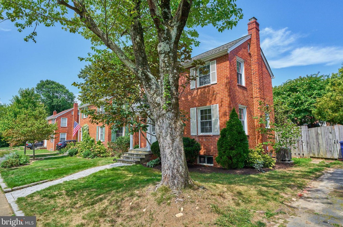 3719 2nd St, Arlington VA  22204-1603 exterior