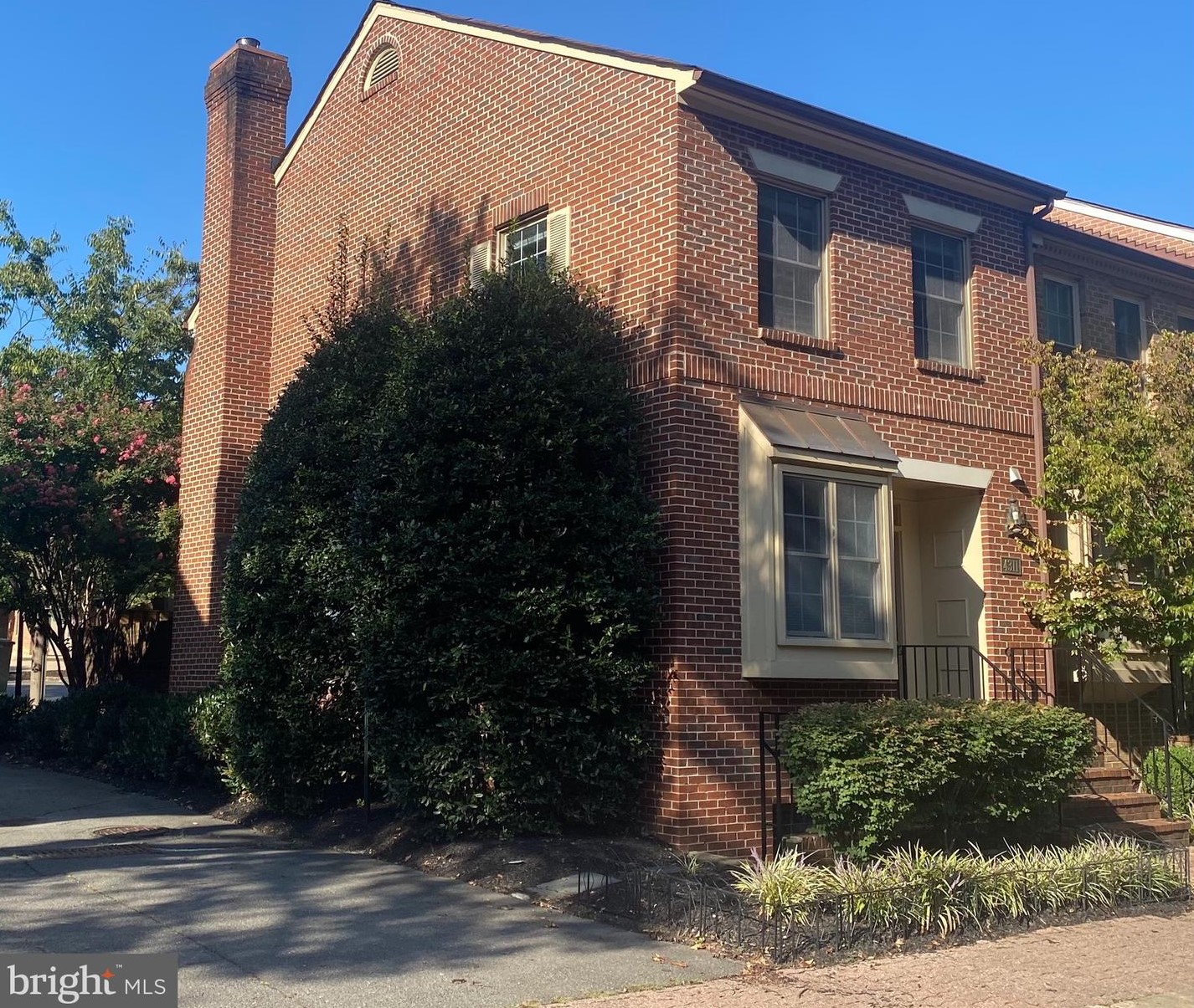 4311 11th St, Arlington VA  22201-4748 exterior