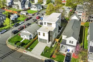 2025 N Emerson St, Arlington, VA 22207 - Photo 3