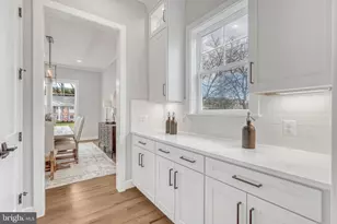 6607 29th St N, Arlington, VA 22213 - Photo 25