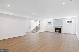 4911 37th St N, Arlington, VA 22207 - Photo 53