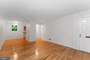 2605 S Walter Reed Dr, Arlington, VA 22206 - Photo 7