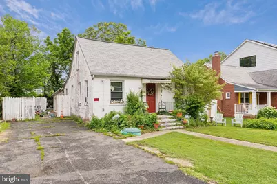 1019 21st Street S, Arlington, VA 22202 - Photo 1