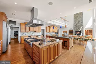 1701 S Arlington Ridge Rd, Arlington, VA 22202 - Photo 29