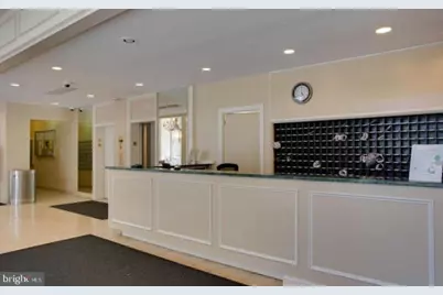 1300 Army Navy Drive #803, Arlington, VA 22202 - Photo 5