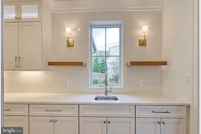 4740 34th Road N, Arlington, VA 22207 - Photo 29