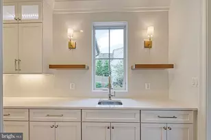 4740 34th Rd N, Arlington, VA 22207 - Photo 29