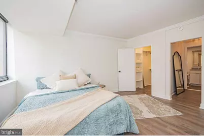 1805 Crystal Drive #403S, Arlington, VA 22202 - Photo 3