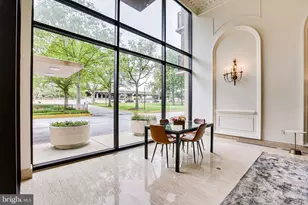 1300 Army Navy Dr S, Arlington, VA 22202 - Photo 23