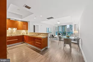 1881 N Nash St, Arlington, VA 22209 - Photo 13