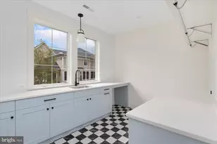 2724 N Dinwiddie St, Arlington, VA 22207 - Photo 49