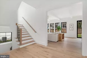 2724 N Dinwiddie St, Arlington, VA 22207 - Photo 13