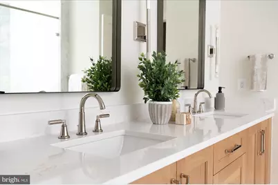 2724 N Dinwiddie Street, Arlington, VA 22207 - Photo 41