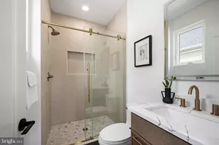 2001 N George Mason Dr, Arlington, VA 22207 - Photo 21