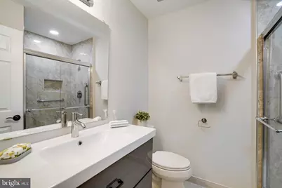 2540 S Walter Reed Drive #4, Arlington, VA 22206 - Photo 33