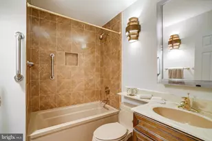 2540 S Walter Reed Dr, Arlington, VA 22206 - Photo 27