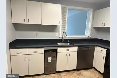 1765 Hayes Street S #A, Arlington, VA 22202 - Photo 13