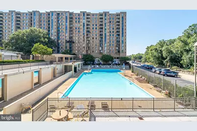 4600 S Four Mile Run Drive #1203, Arlington, VA 22204 - Photo 13